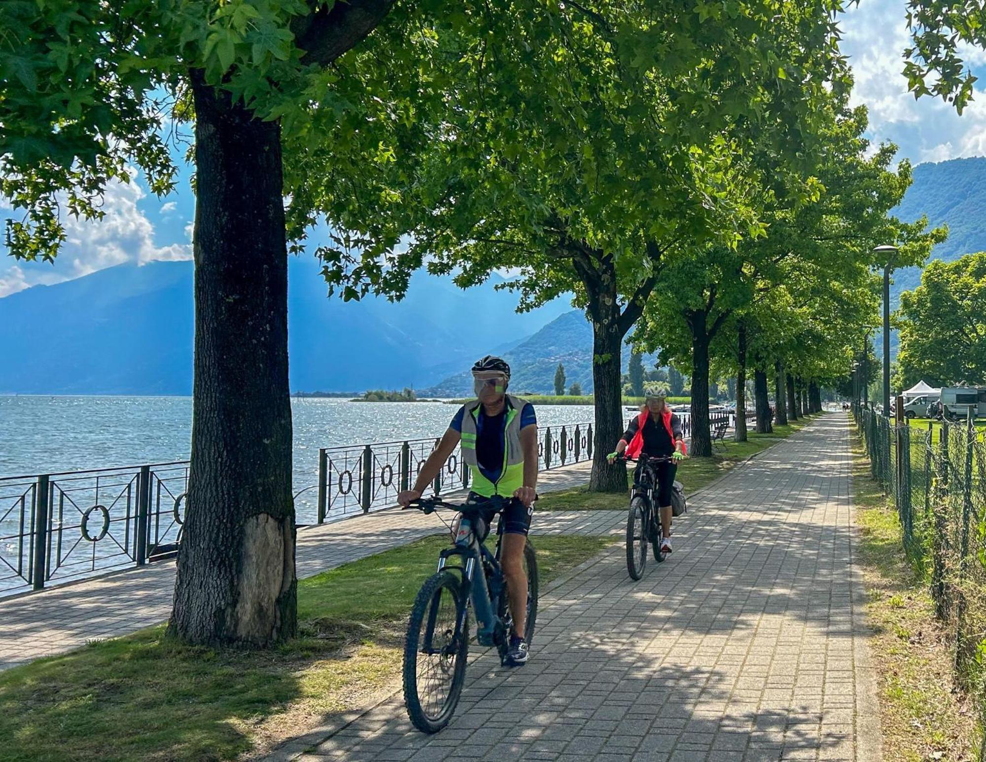 Dascio Silence Ferienwohnung Mit Panorama Balkon Kültér fotó