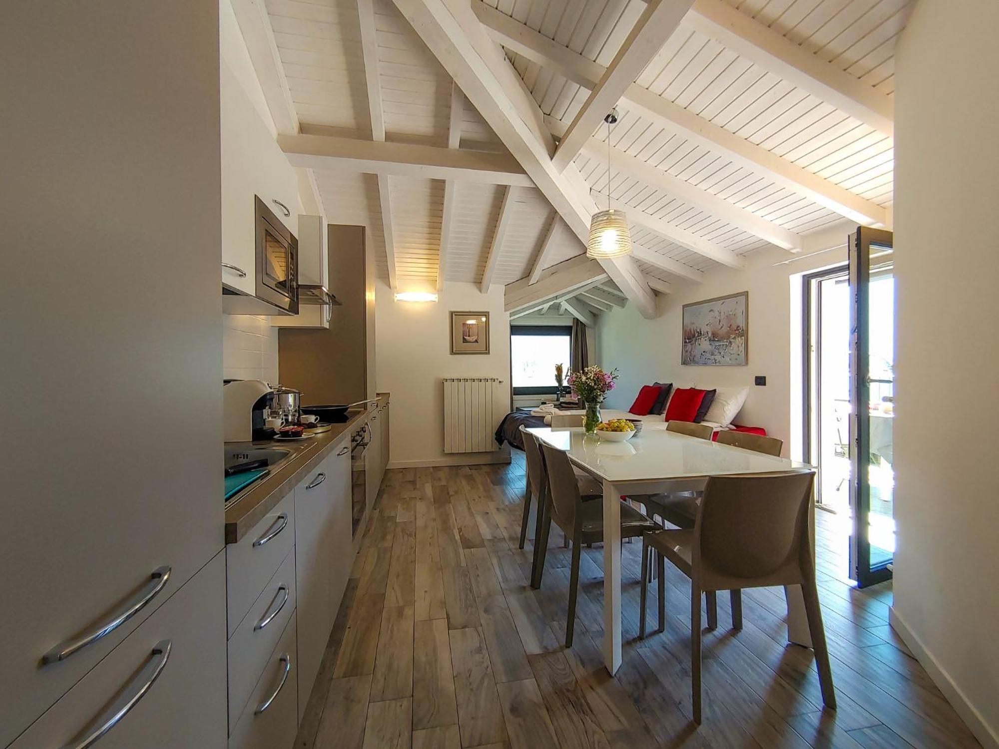 Dascio Silence Ferienwohnung Mit Panorama Balkon Kültér fotó